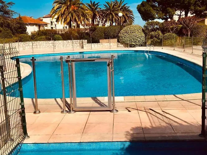 Lejlighed Secured Parc Velusine With Private Parking, Terrace, Pools And Tennis Courts.