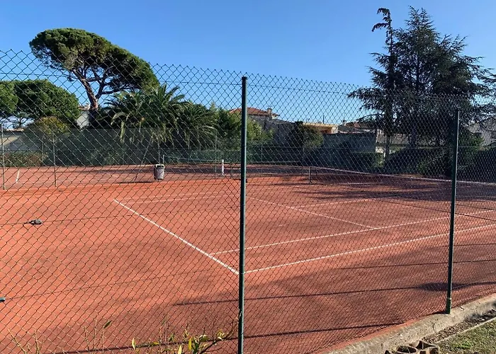Secured Parc Velusine With Private Parking, Terrace, Pools And Tennis Courts. Lejlighed