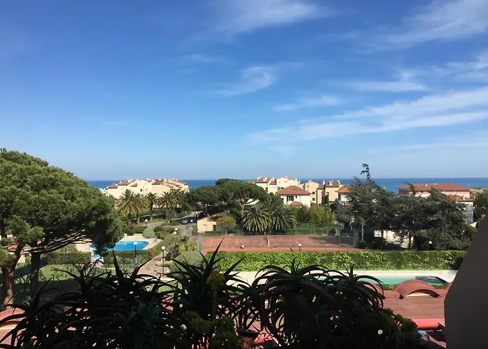 Secured Parc Velusine With Private Parking, Terrace, Pools And Tennis Courts. Lejlighed