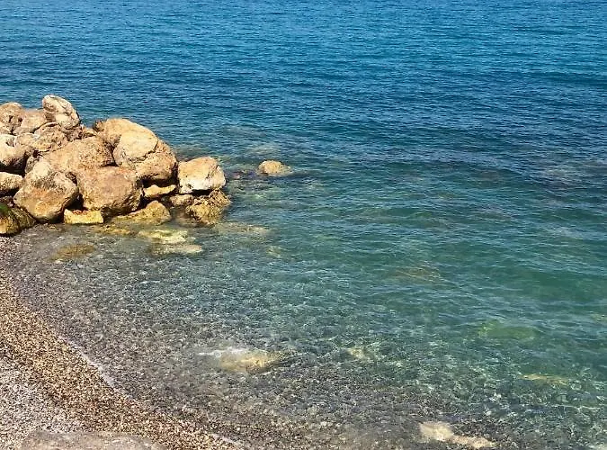 Apartment Secured Parc Velusine With Private Parking, Terrace, Pools And Tennis Courts.